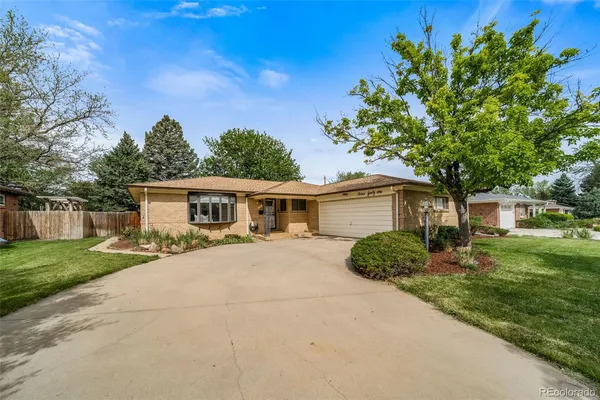 $530,000 | 341 Newark Street, Aurora, CO 80010