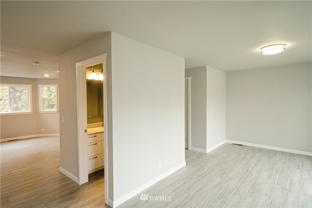 22316 6th Drive Southeast Bothell, WA 98021 - Photo 4 of 35
