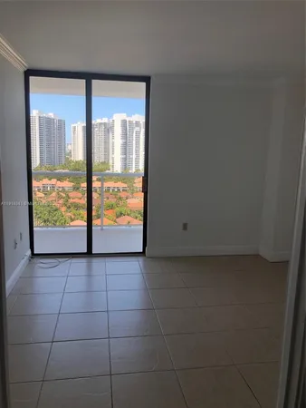 $2,900 | 3701 North Country Club Drive, Unit 1901, Aventura, FL 33180