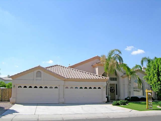2171 East Victor Road Gilbert, AZ 85296 - Photo 1 of 6 Primary Photo