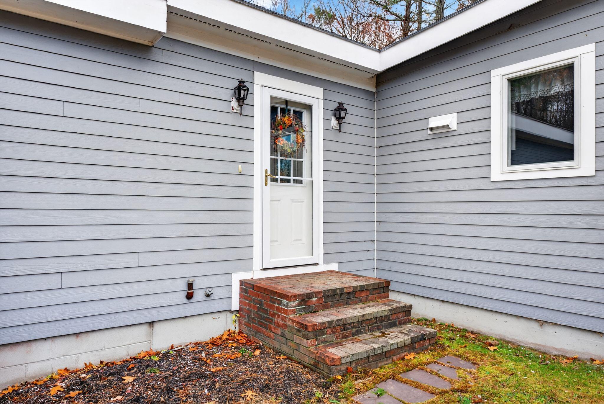 35 Webbs Mills Road Raymond, ME 04071 - Photo 4 of 24 3_DSC00112