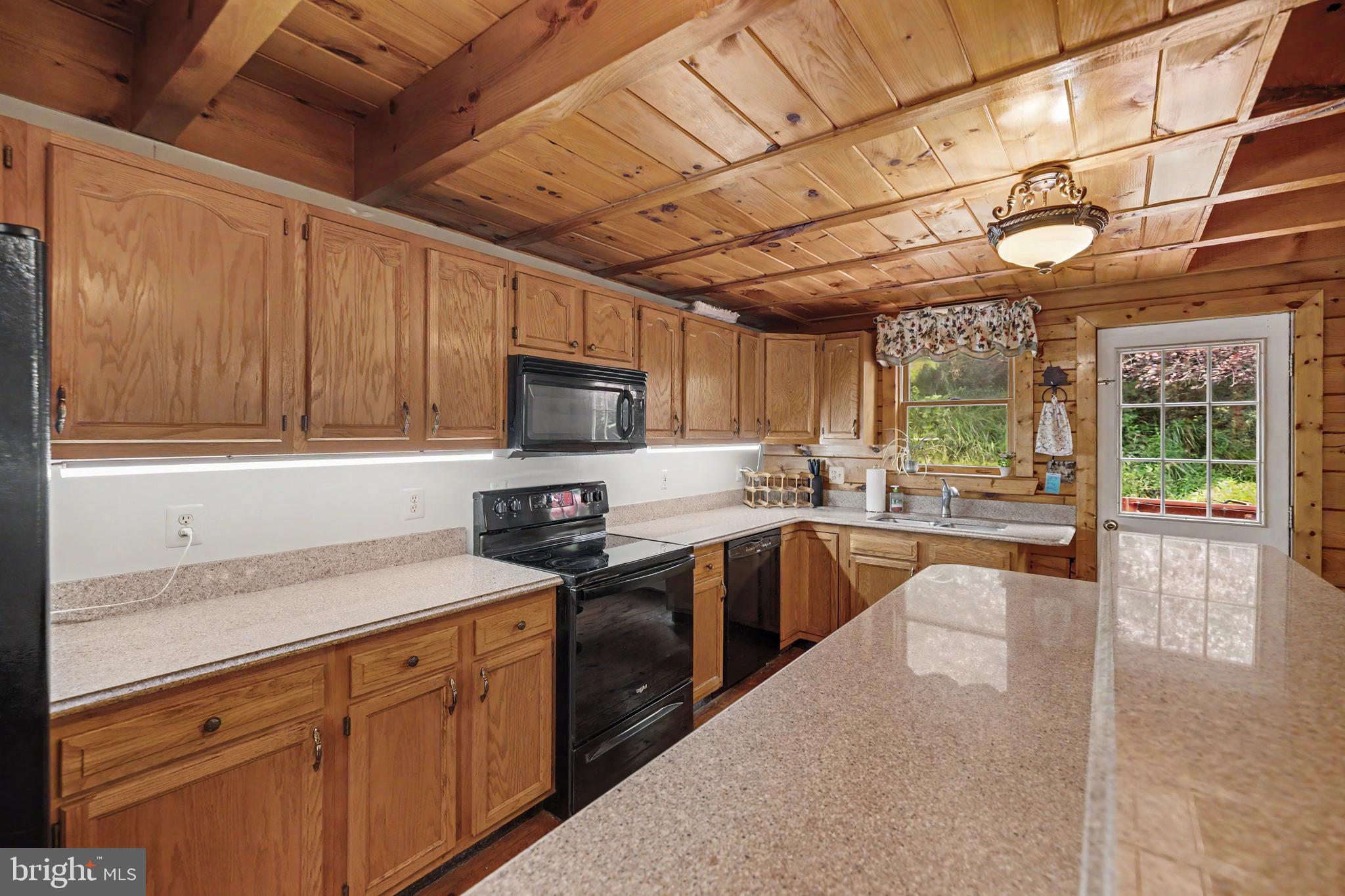 186 High Knob Road Front Royal, VA 22630 - Photo 14 of 66 Gallery Image 14