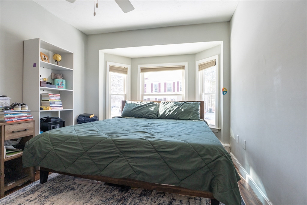 14 Pleasant Street, Unit B Franklin, MA 02038 - Photo 16 of 31