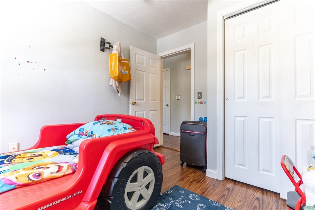 14 Pleasant Street, Unit B Franklin, MA 02038 - Photo 19 of 31