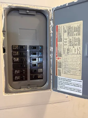 $350,000 | 14 Pleasant Street, Unit B, Franklin, MA 02038