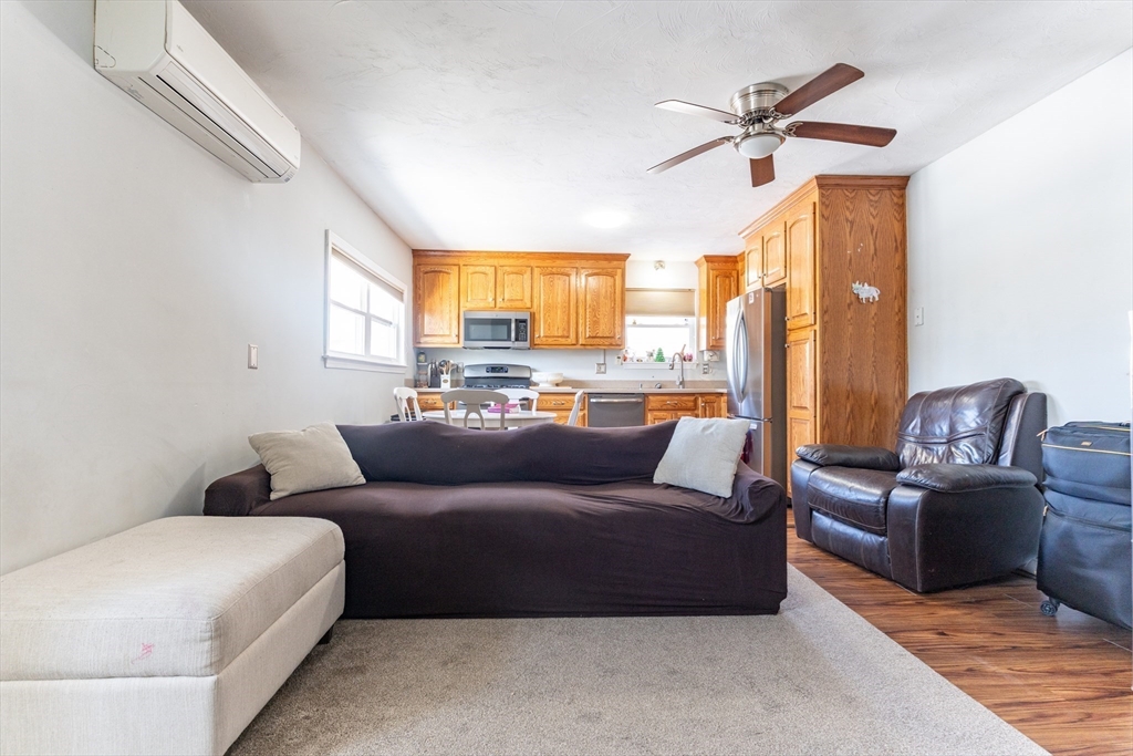 14 Pleasant Street, Unit B Franklin, MA 02038 - Photo 6 of 31