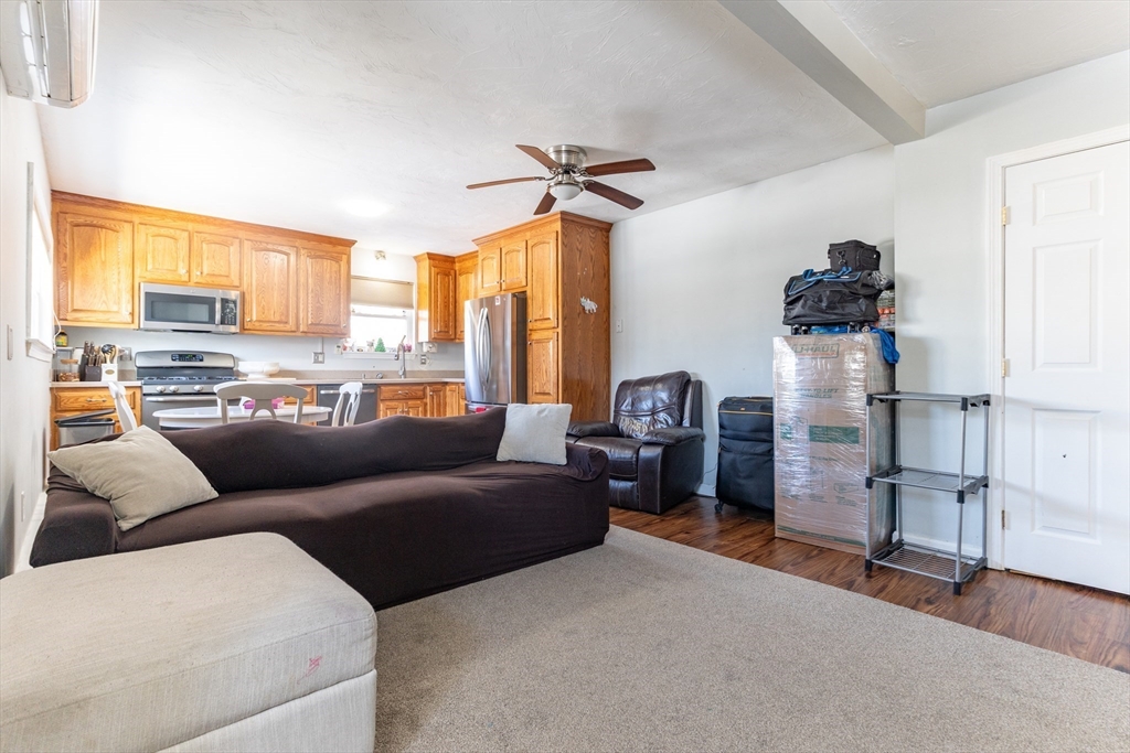 14 Pleasant Street, Unit B Franklin, MA 02038 - Photo 7 of 31