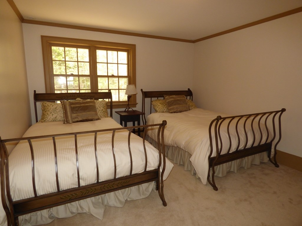 2005 Stagecoach Road Grafton, VT 05146 - Photo 23 of 37