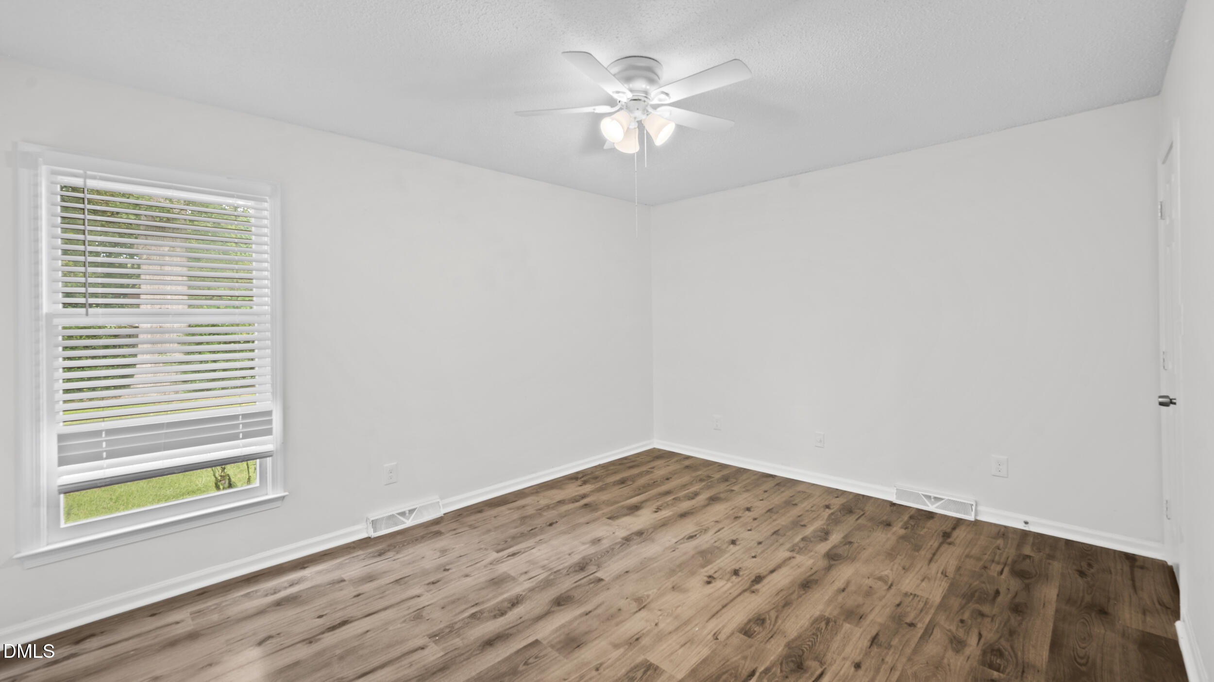 2005 Rendall Street Burlington, NC 27215 - Photo 15 of 39 14__dsc1997