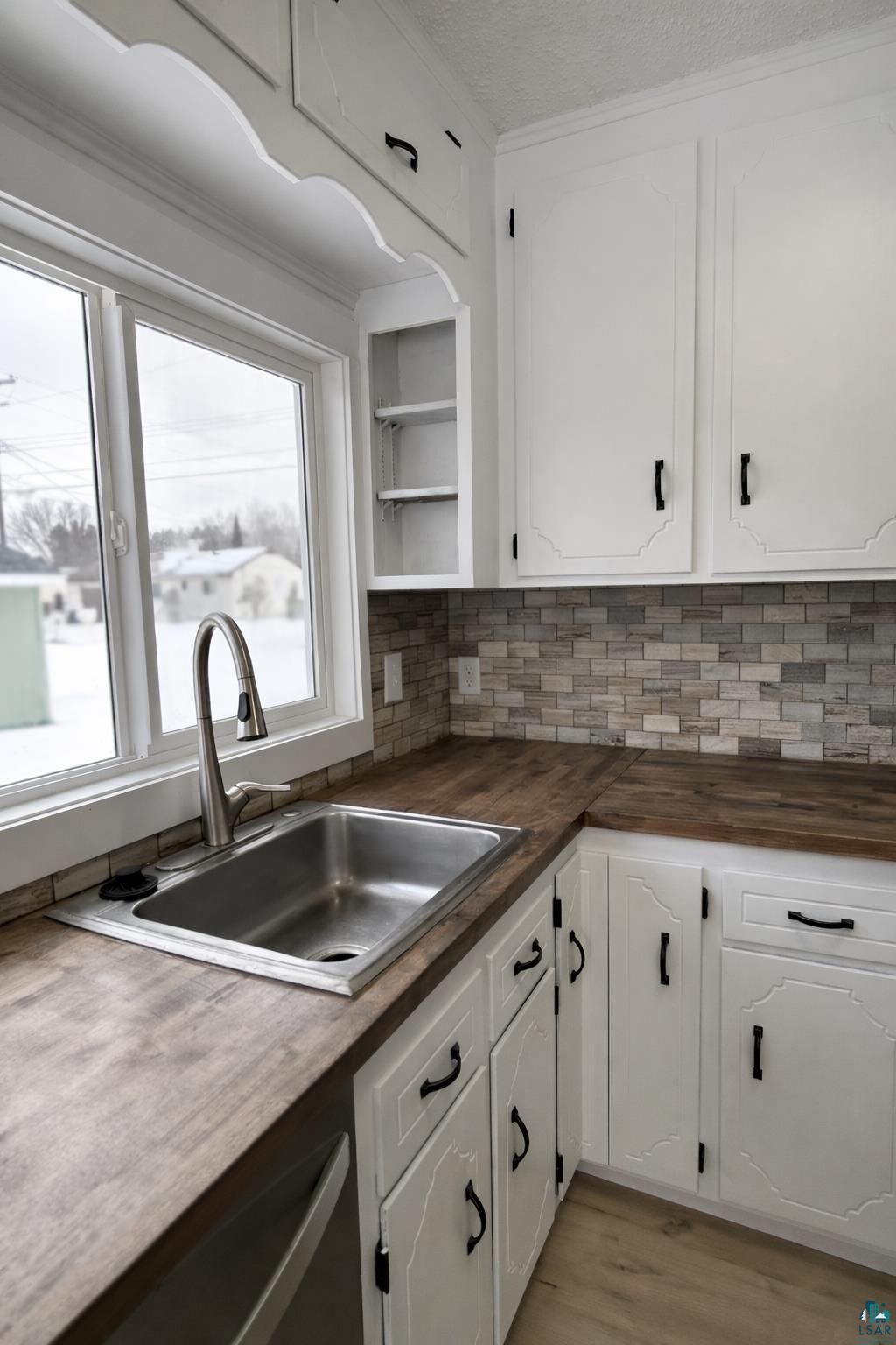 402 Kent Road Hoyt Lakes, MN 55750 - Photo 3 of 21