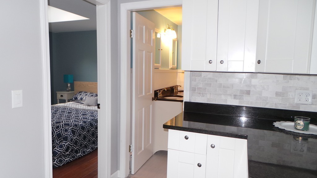 21 Hillsview Street Canton, MA 02021 - Photo 4 of 30 Gallery Image 4