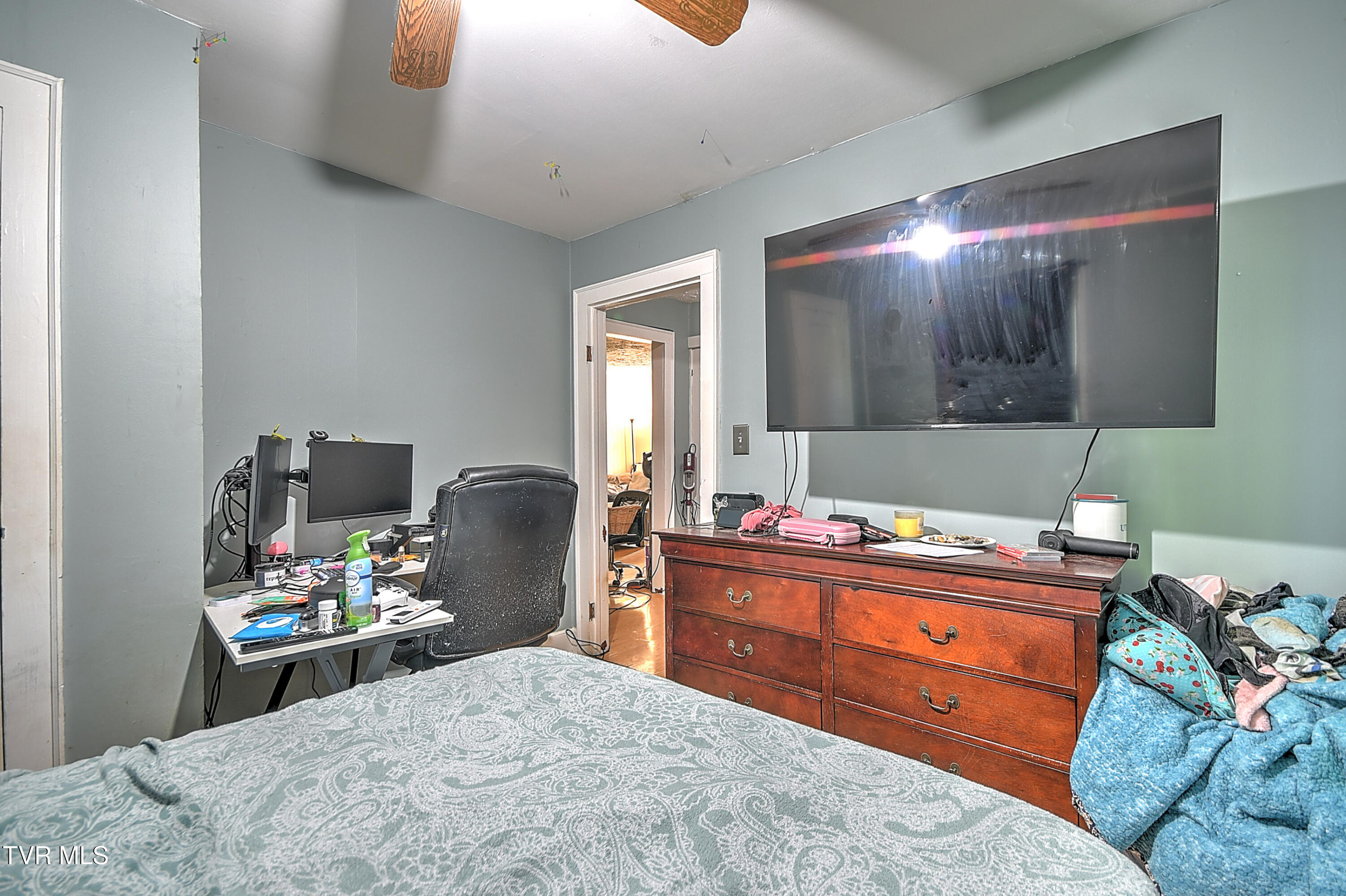 11 Birch Street Bristol, TN 37620 - Photo 12 of 17 11 Birch KW-15