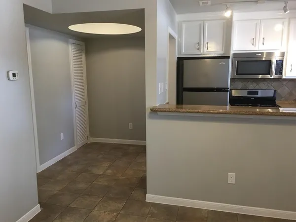 $749 | 2801 Carrolton Street, Unit 5, Houston, TX 77023