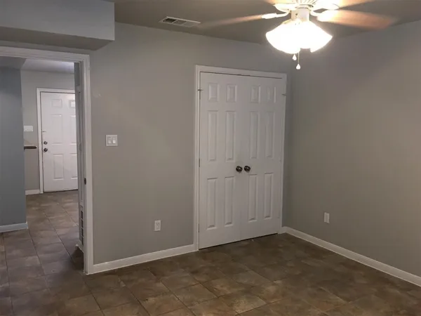 $749 | 2801 Carrolton Street, Unit 5, Houston, TX 77023