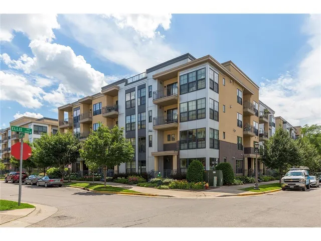 $239,900 | 2566 Ellis Avenue, Unit 303, St. Paul, MN 55114