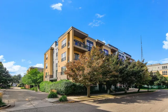 $239,900 | 2566 Ellis Avenue, Unit 303, St. Paul, MN 55114