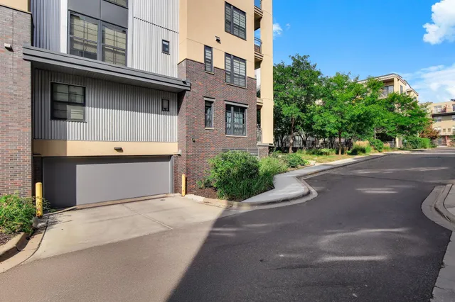 $239,900 | 2566 Ellis Avenue, Unit 303, St. Paul, MN 55114