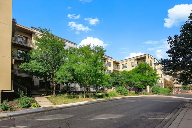 $239,900 | 2566 Ellis Avenue, Unit 303, St. Paul, MN 55114