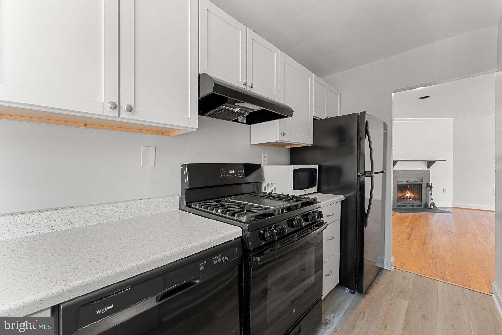 3827 Davis Place Northwest, Unit 5 Washington, DC 20007 - Photo 12 of 31