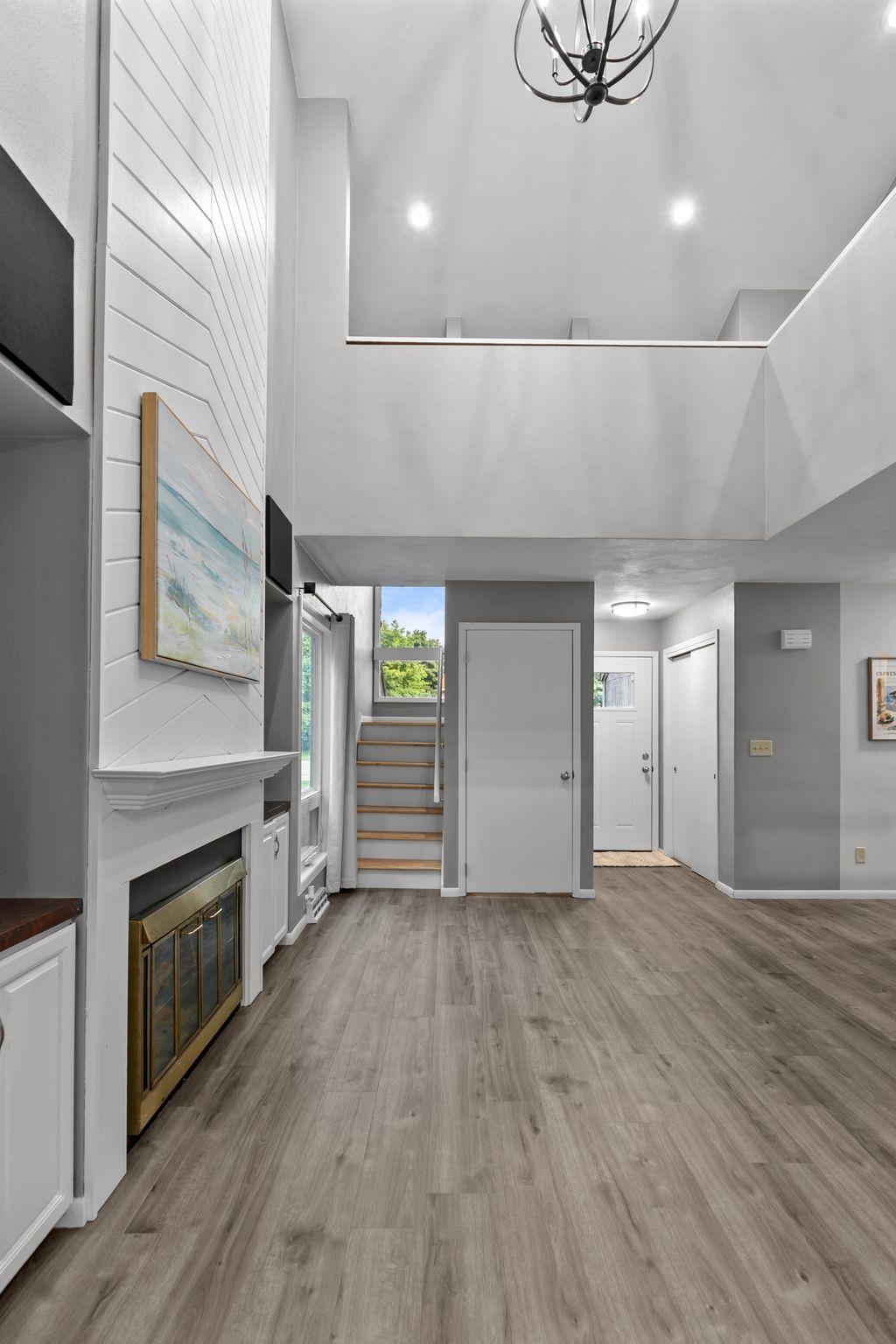 102 Crab Apple Court Appleton, WI 54914 - Photo 12 of 35