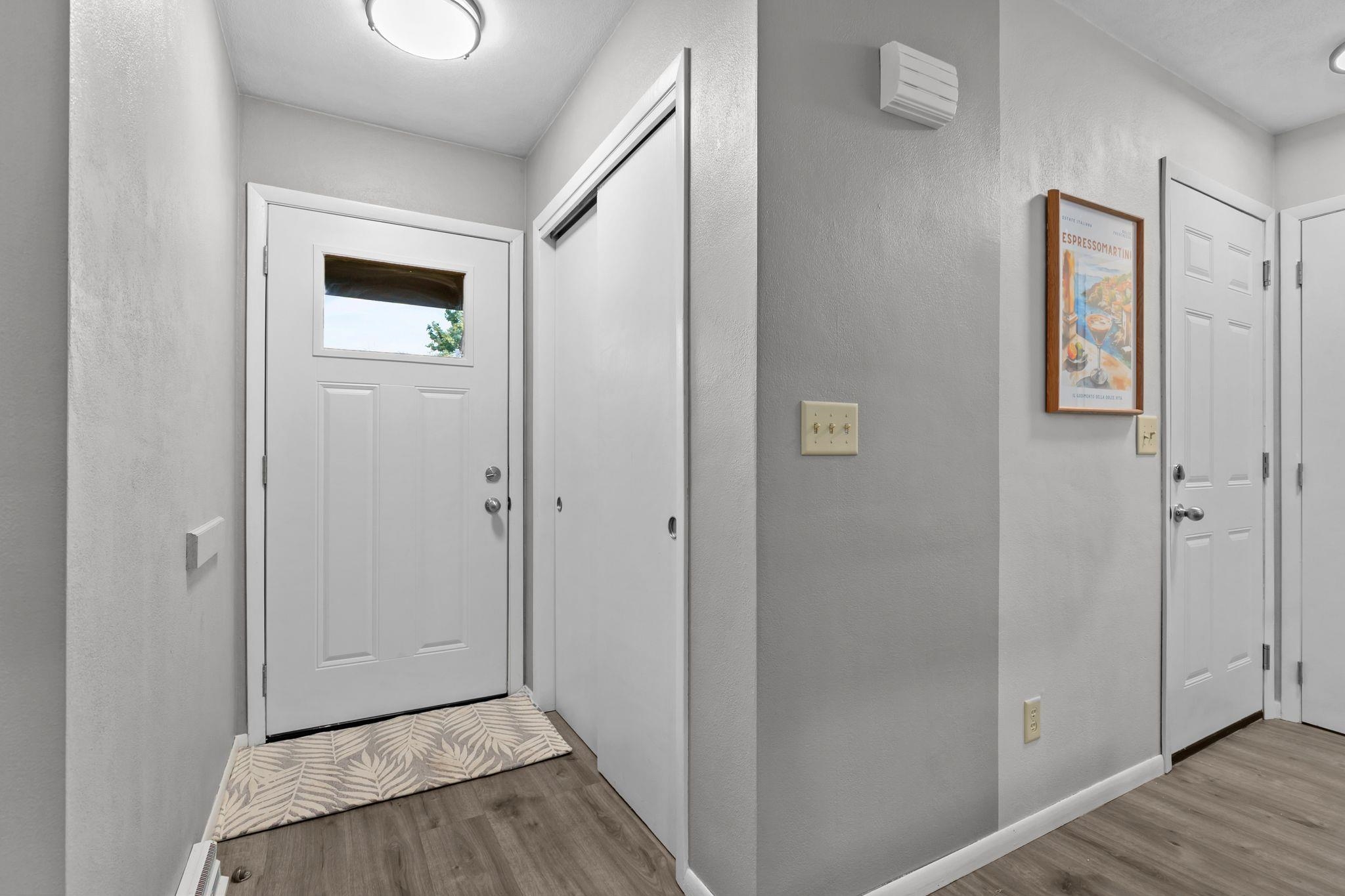 102 Crab Apple Court Appleton, WI 54914 - Photo 15 of 35