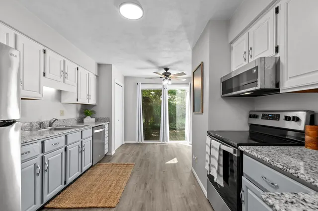 $280,000 | 102 Crab Apple Court, Appleton, WI 54914