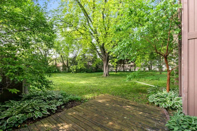 $280,000 | 102 Crab Apple Court, Appleton, WI 54914