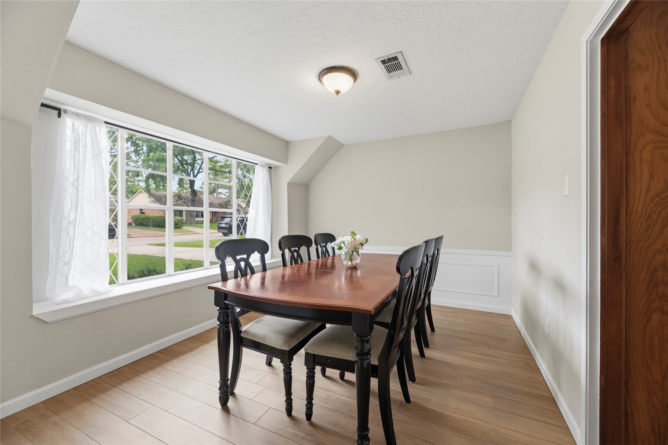 7615 Friars Ct Lane Spring, TX 77379 - Photo 14 of 32