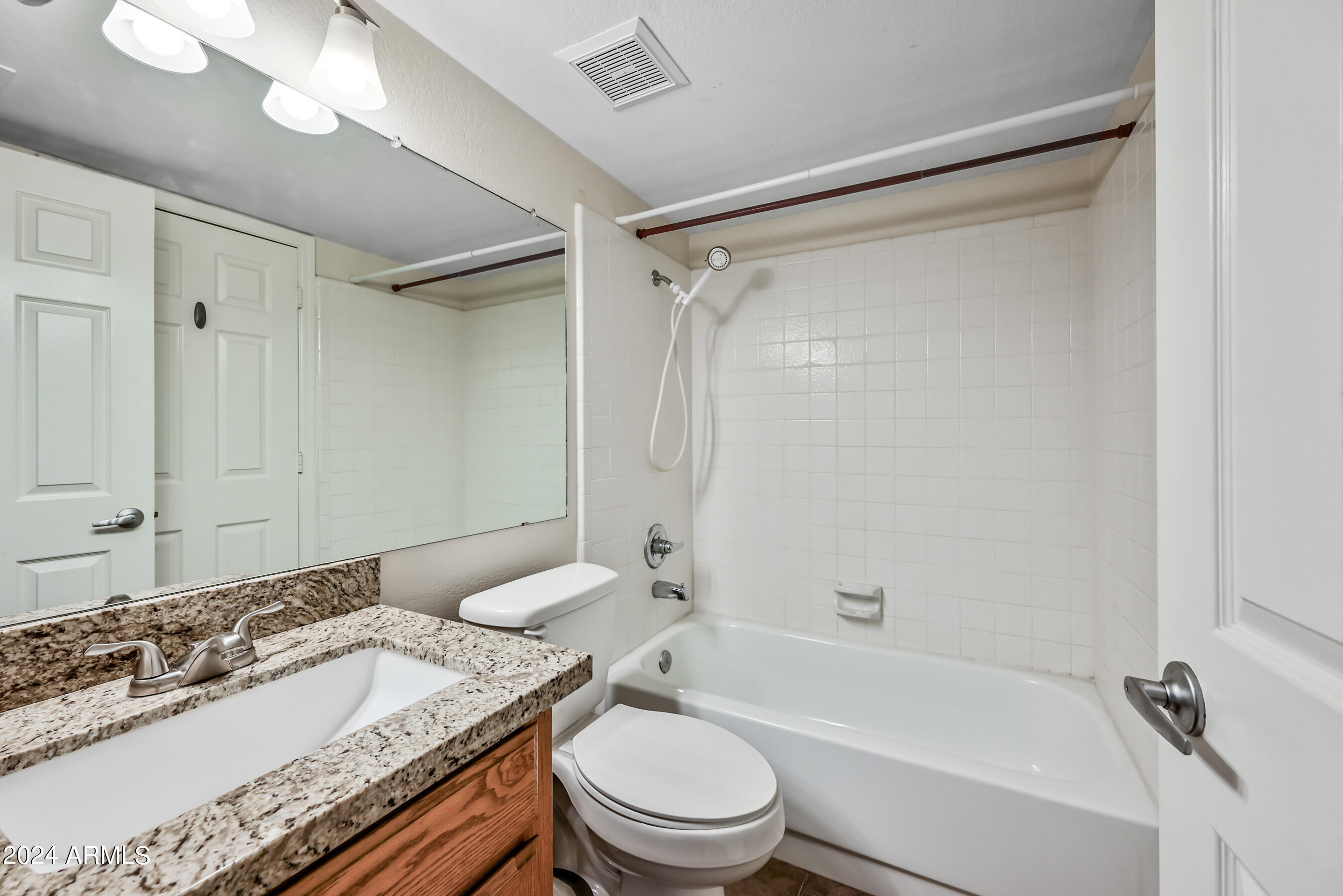 170 East Guadalupe Road, Unit 44 Gilbert, AZ 85234 - Photo 12 of 21 12-170EGR44-ocupix
