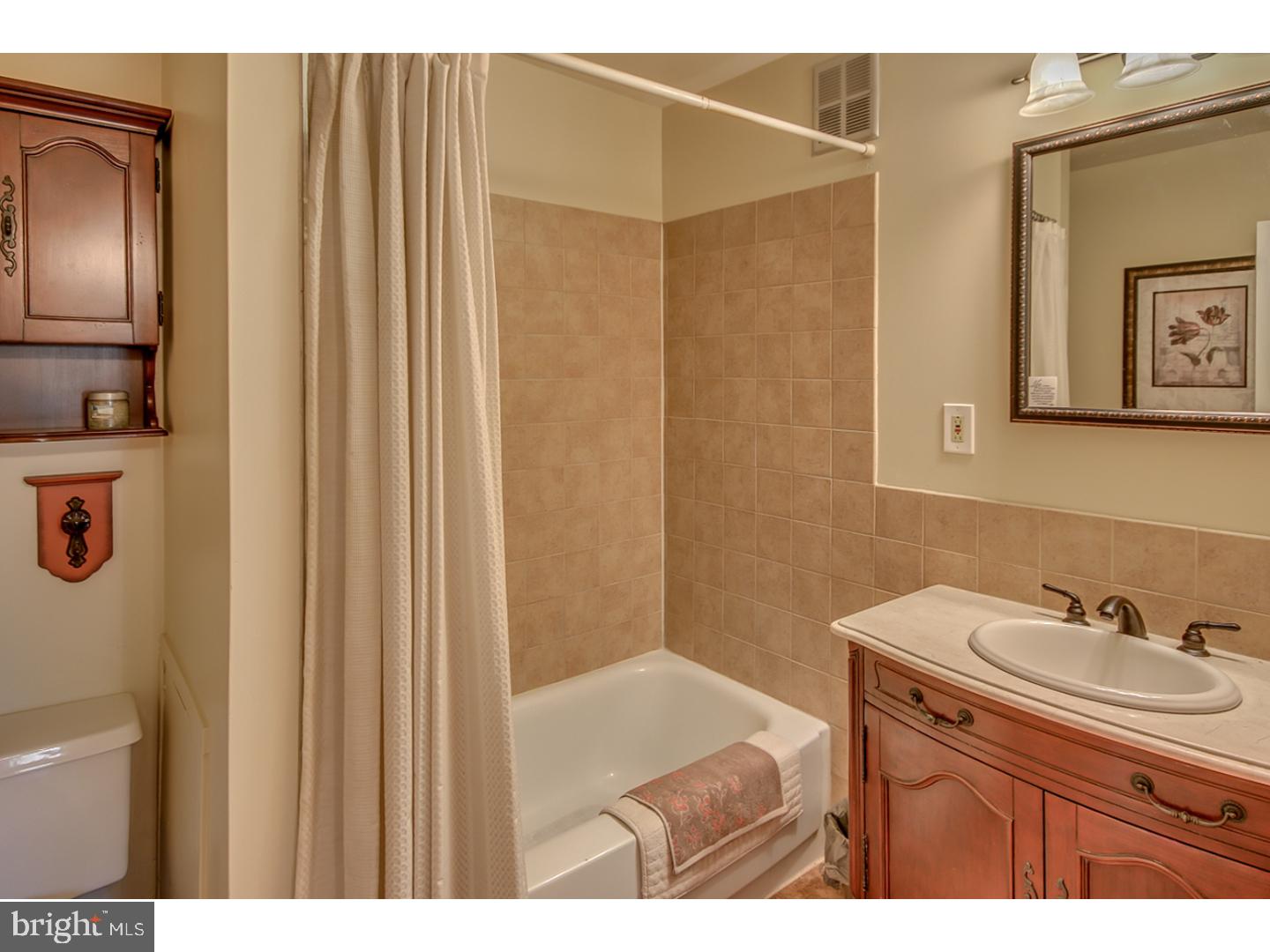 204 Surrey Road Chalfont, PA 18914 - Photo 21 of 25 Bathroom