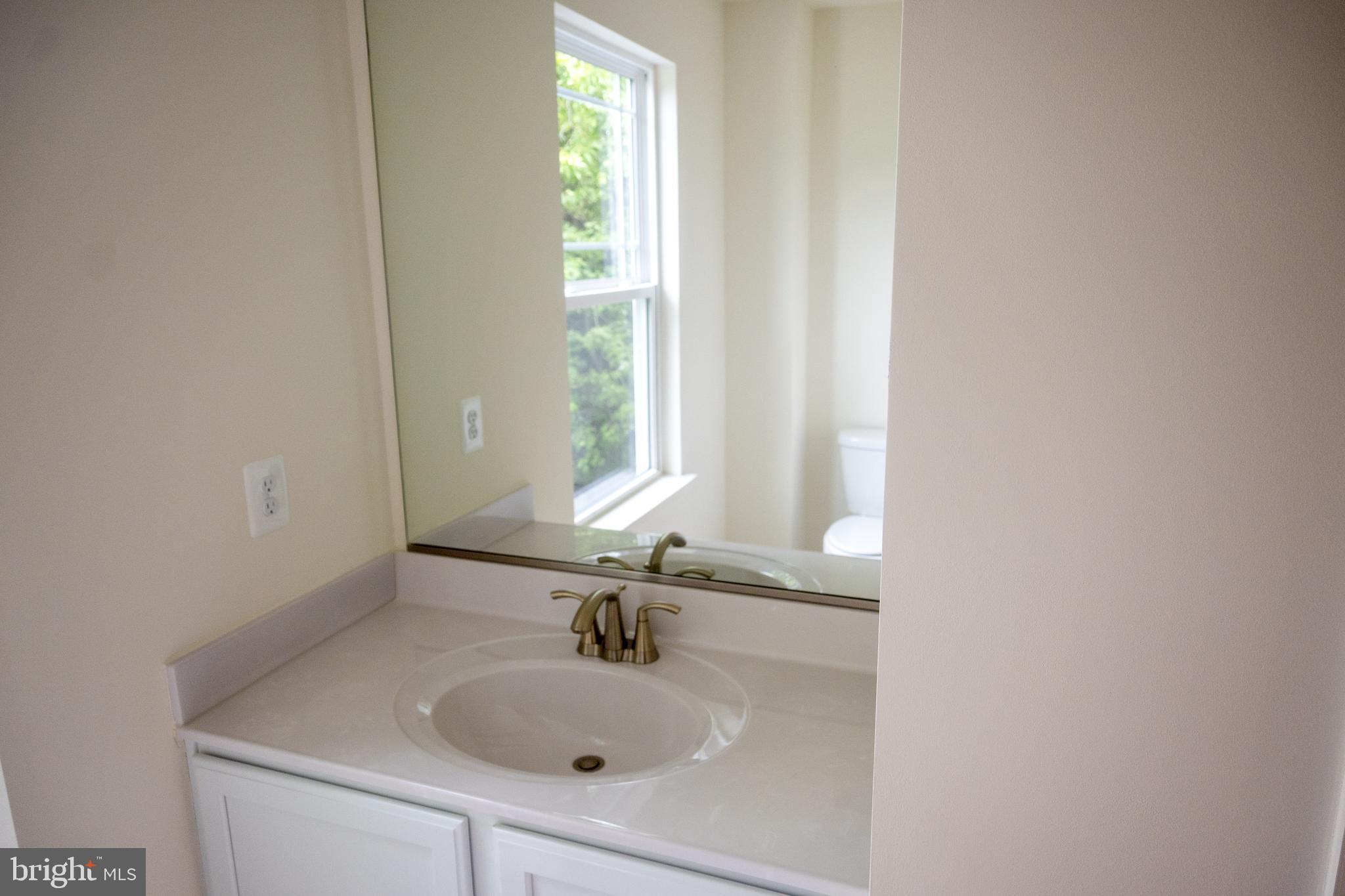 2305 Snow Road Edgewood, MD 21040 - Photo 15 of 45