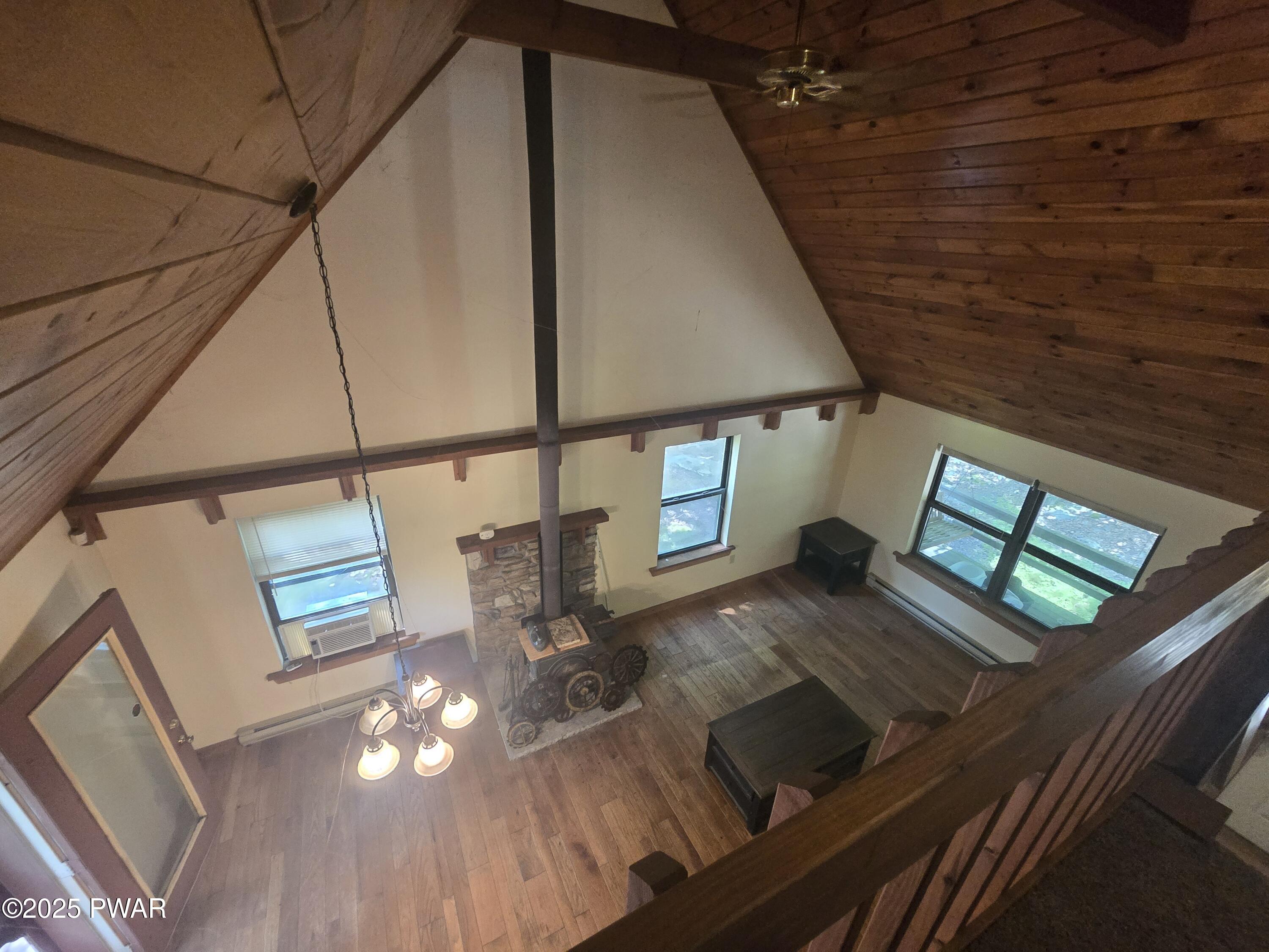 373 Hummingbird Trail Bushkill, PA 18324 - Photo 11 of 32 13