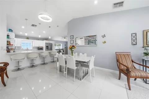 $635,000 | 531 Southwest 176th Avenue, Pembroke Pines, FL 33029