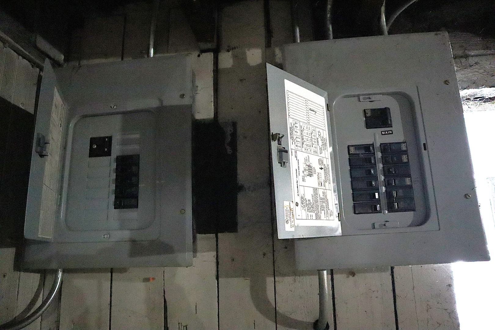 1934 West 21st Place Chicago, IL 60608 - Photo 15 of 25 a front view of a house with windows