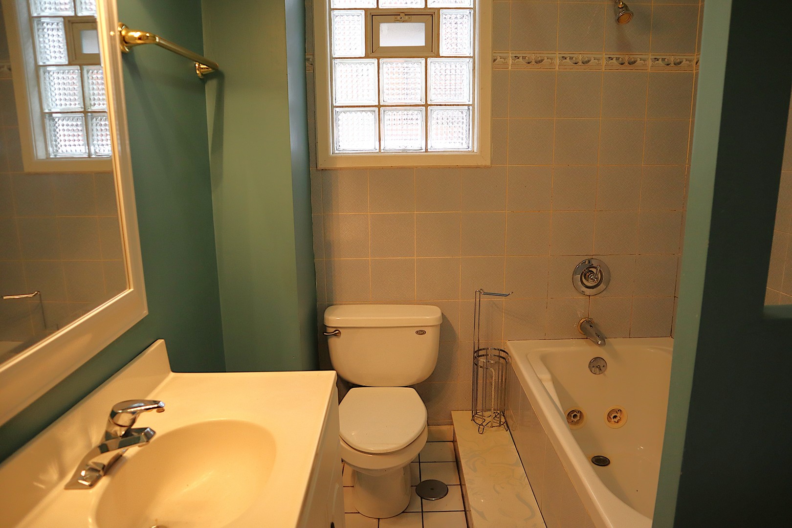 1934 West 21st Place Chicago, IL 60608 - Photo 9 of 25 a bathroom with a toilet and a sink