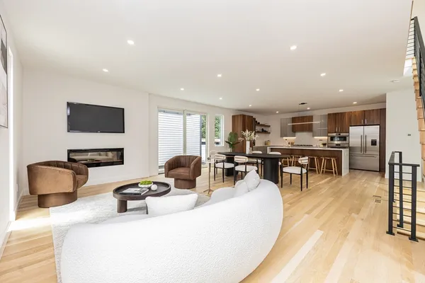 $1,999,000 | 95 Griswold Street, Unit 95, Cambridge, MA 02138