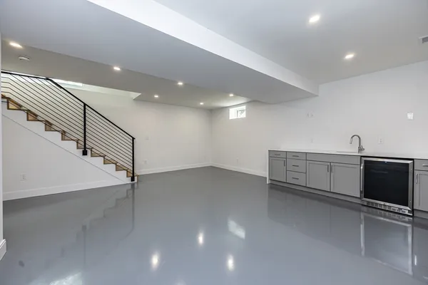 a view of a room with an empty space