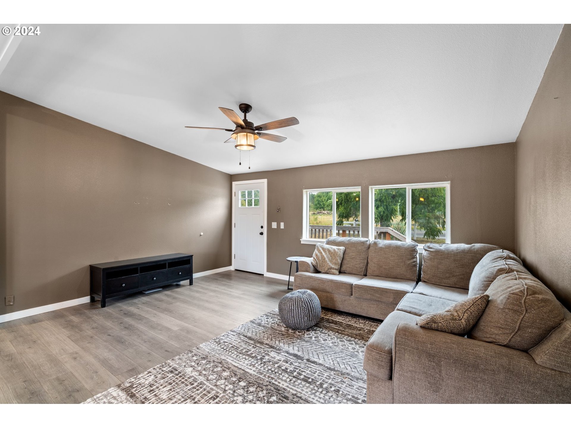 30518 Northeast Healy Road Amboy, WA 98601 - Photo 3 of 15 Gallery Image 3
