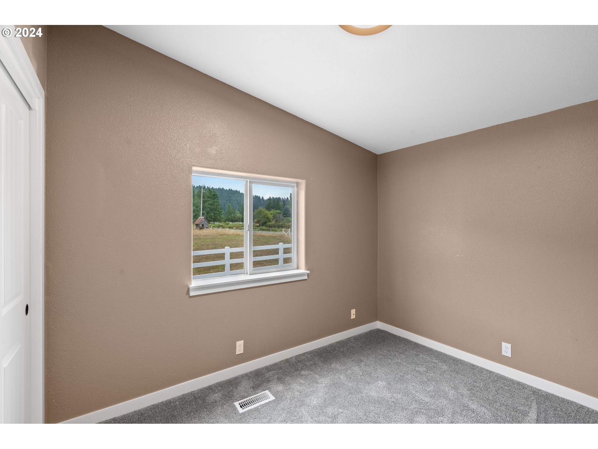 30518 Northeast Healy Road Amboy, WA 98601 - Photo 7 of 15 Gallery Image 7
