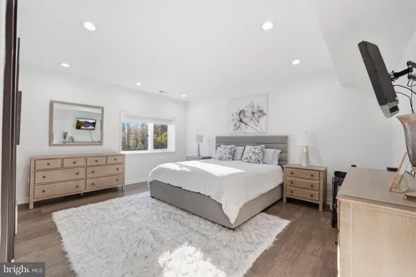 $4,799,999 | 2368 Hunter Mill Road, Vienna, VA 22181