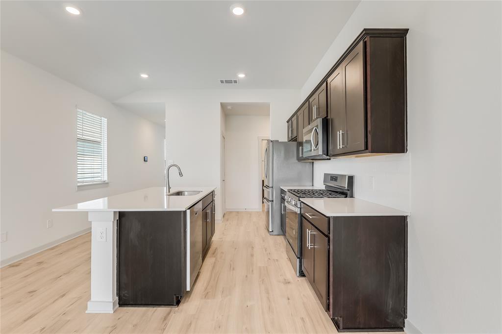 341 Wilshire Road San Marcos, TX 78666 - Photo 13 of 38