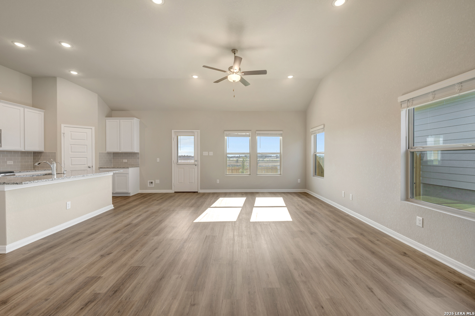 10330 Goodison Drive Converse, TX 78109 - Photo 10 of 42