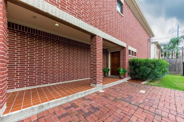 $2,100 | 3027 Buttercup Street, Houston, TX 77063