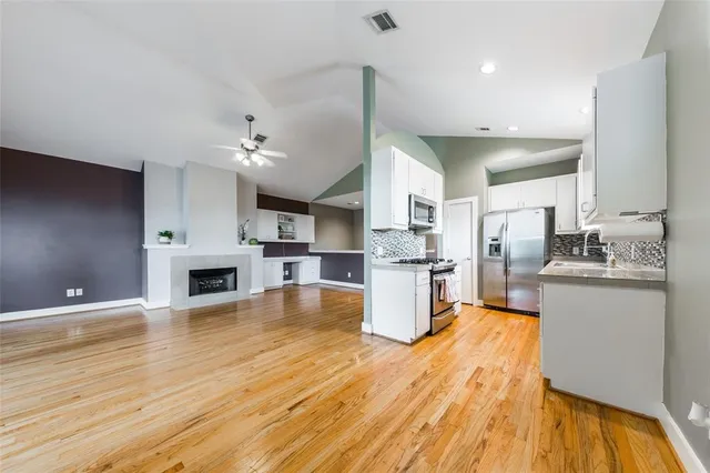 $2,100 | 3027 Buttercup Street, Houston, TX 77063