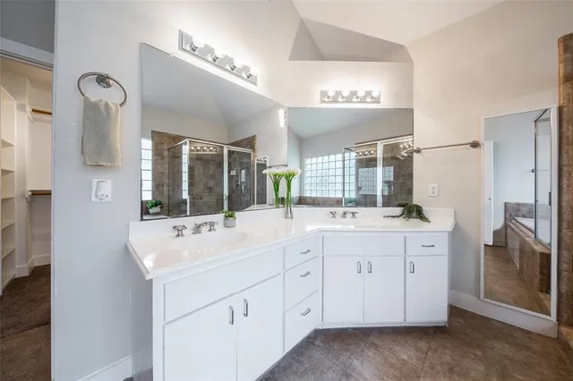 $2,100 | 3027 Buttercup Street, Houston, TX 77063