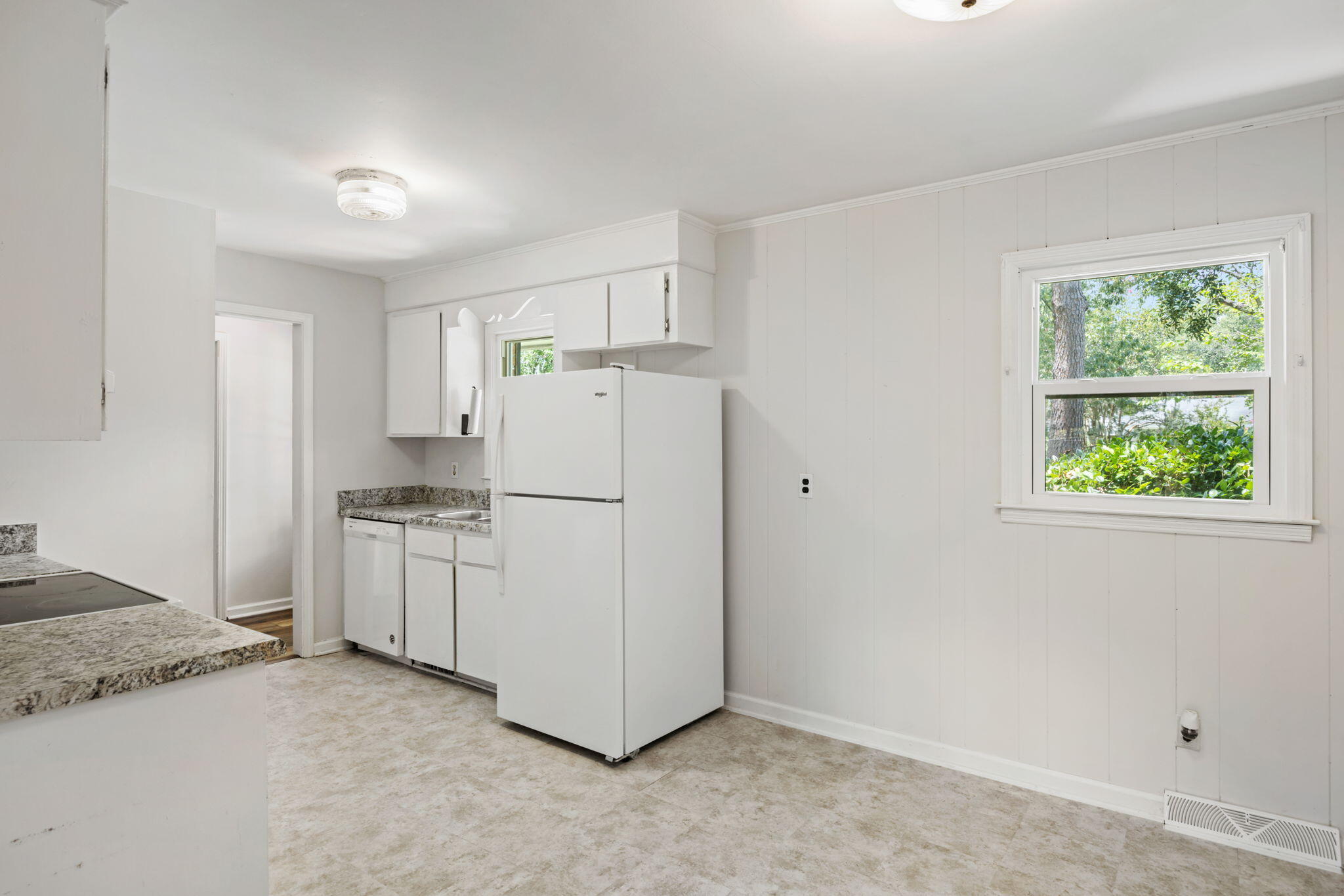 1113 Lining Lane Charleston, SC 29407 - Photo 14 of 42 12-web-or-mls-Coastal Real Estate Photog