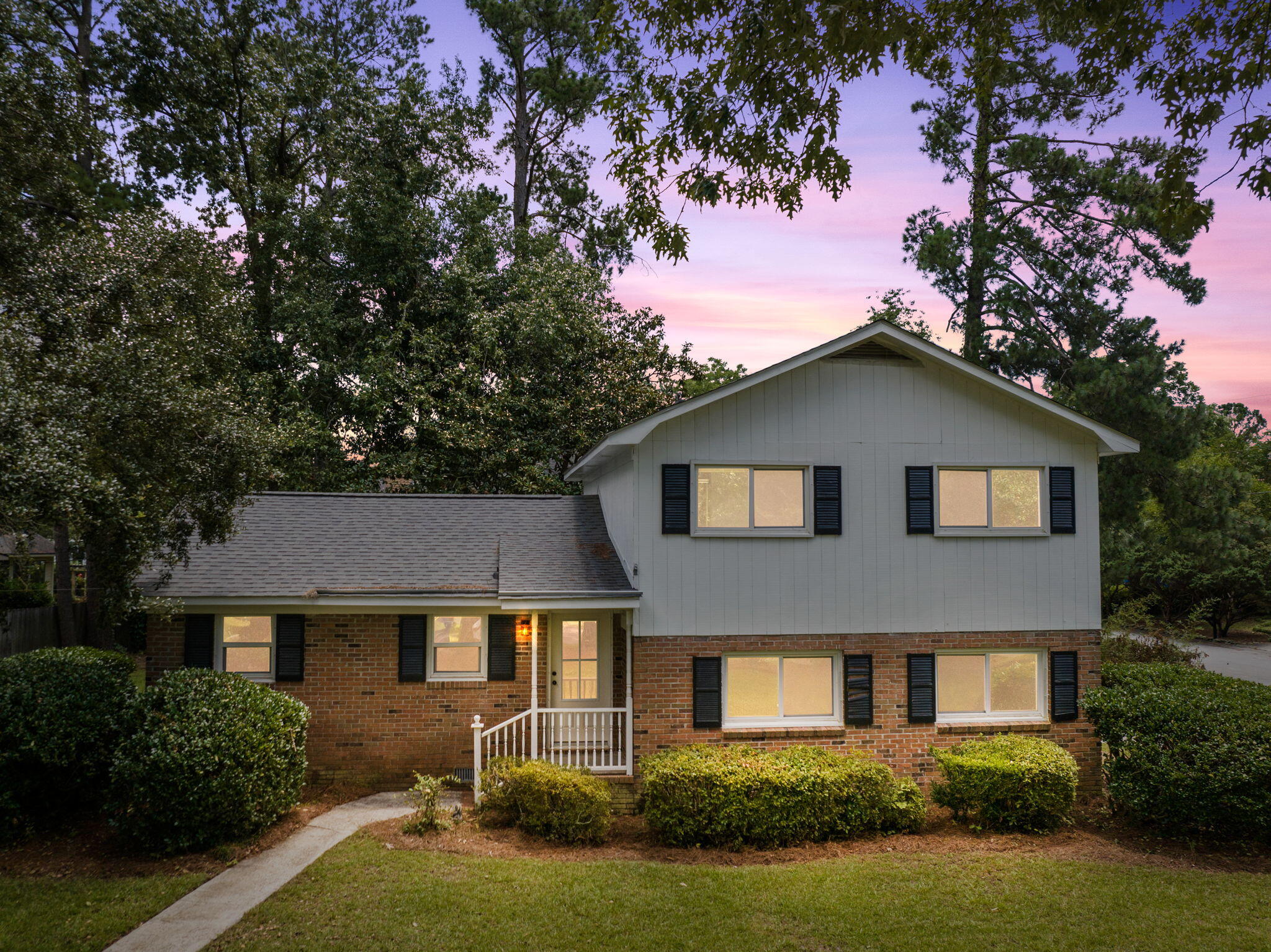 1113 Lining Lane Charleston, SC 29407 - Photo 2 of 42 3-web-or-mls-Coastal Real Estate Photogr