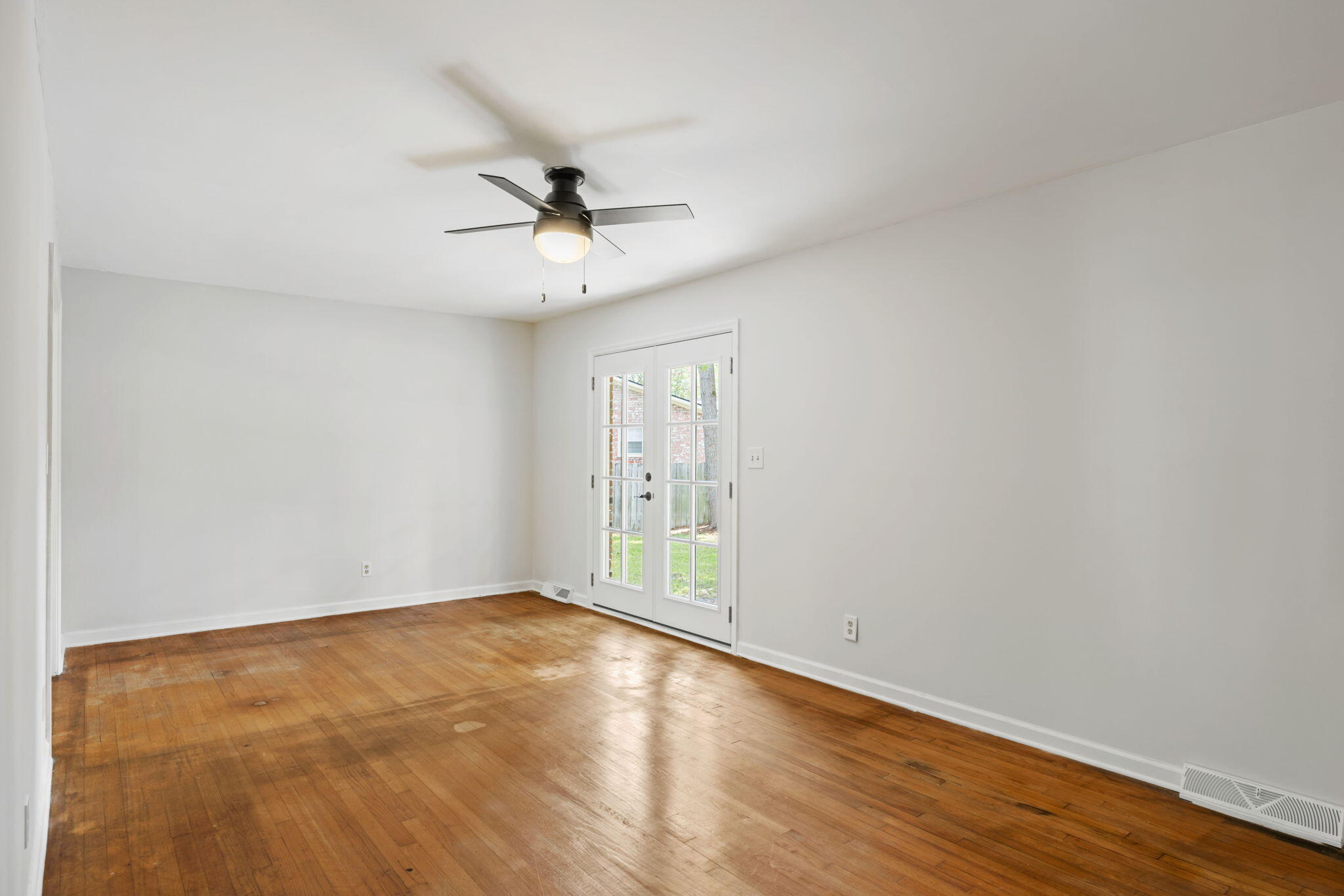 1113 Lining Lane Charleston, SC 29407 - Photo 6 of 42 4-web-or-mls-Coastal Real Estate Photogr