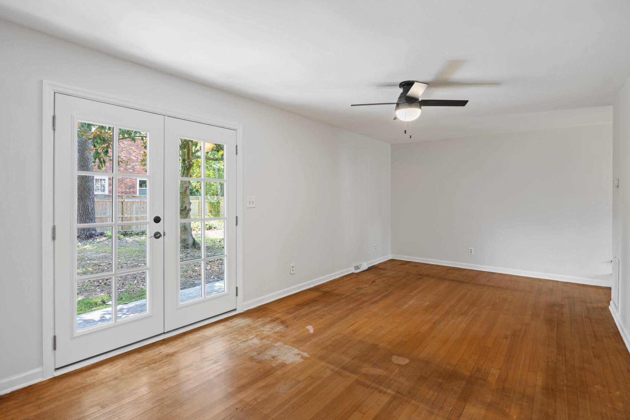 1113 Lining Lane Charleston, SC 29407 - Photo 8 of 42 6-web-or-mls-Coastal Real Estate Photogr