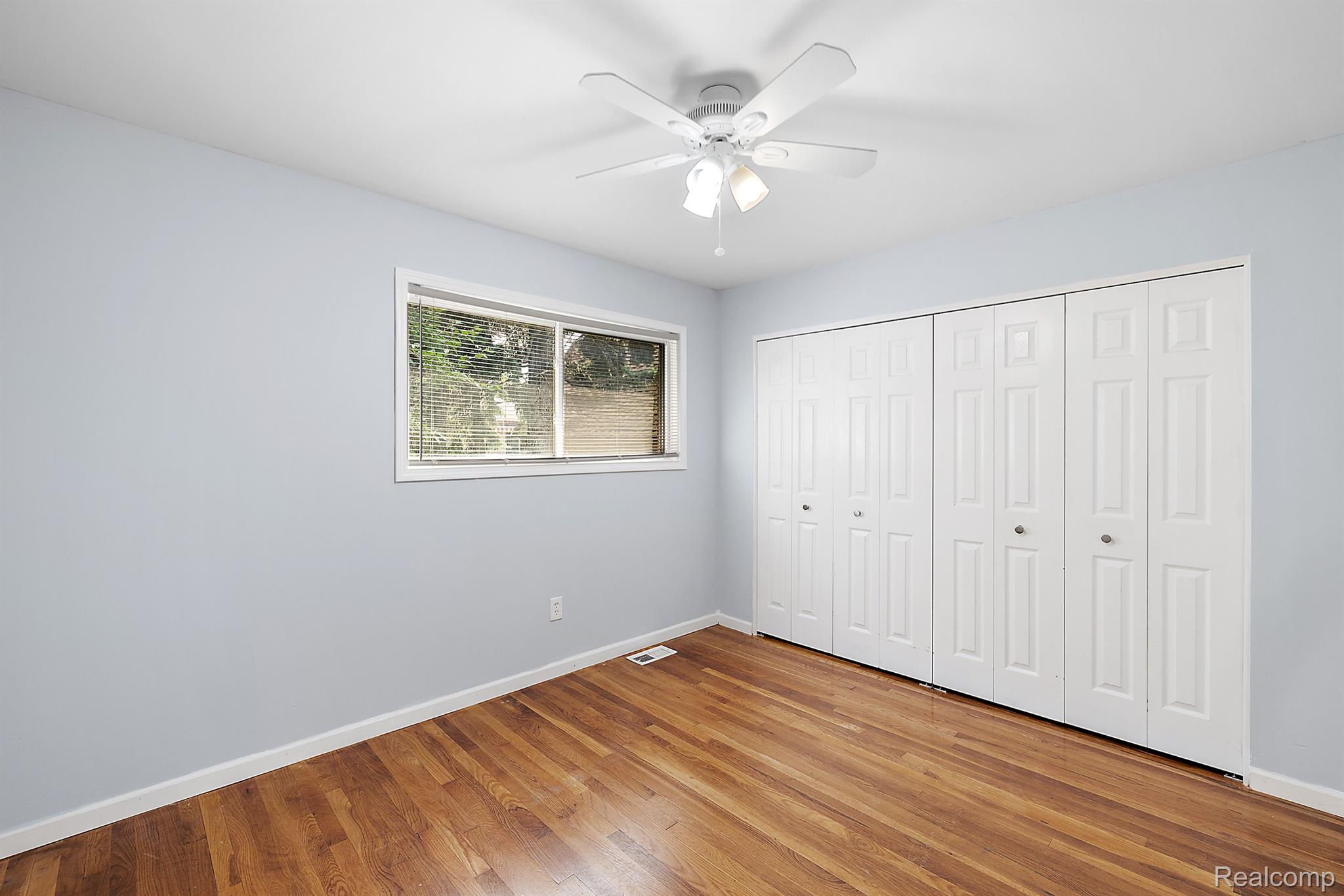 32001 Schoenherr Road Warren, MI 48088 - Photo 12 of 27 Gallery Image 12